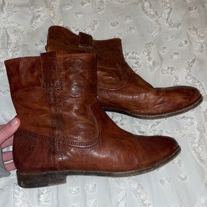 FRYE Anna shortie boot